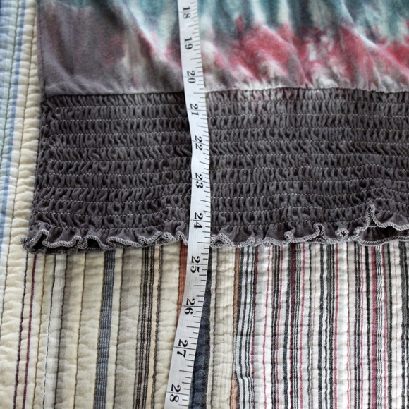 Handmade tie dye surplus sleeveless blouse by Hue Revival - Picture 10 of 12